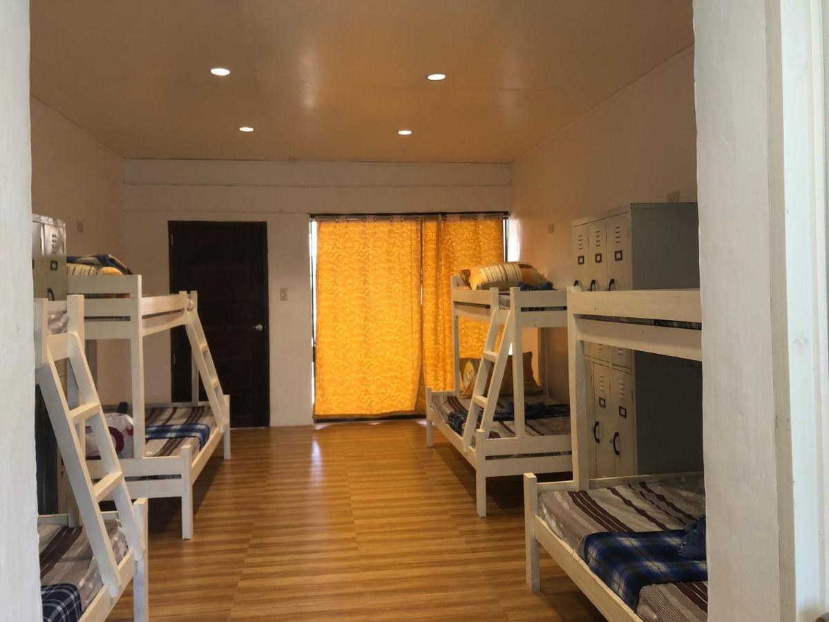 Alesseo Hostel Tiniguiban Buitenkant foto