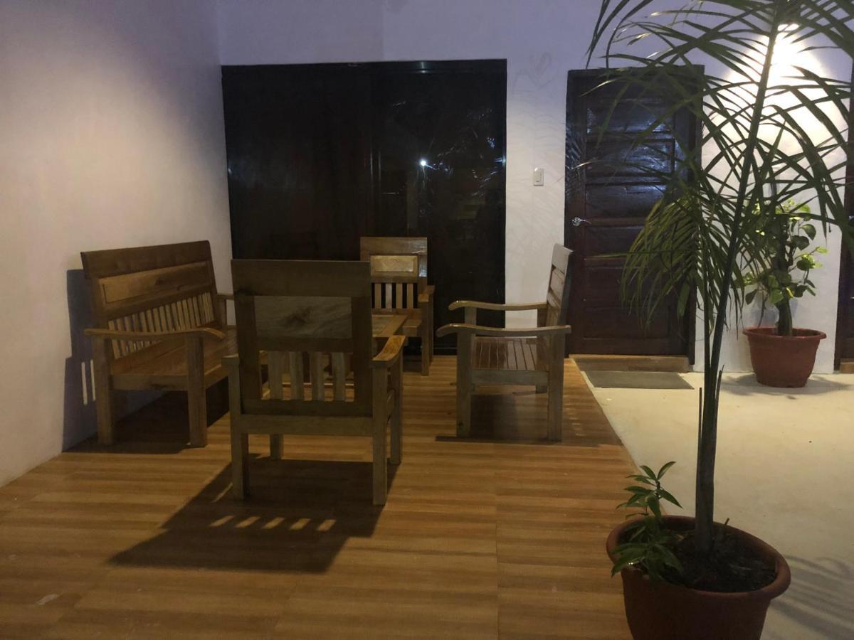 Alesseo Hostel Tiniguiban Buitenkant foto