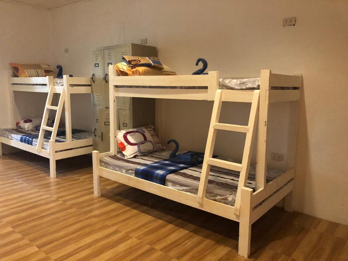 Alesseo Hostel Tiniguiban Buitenkant foto