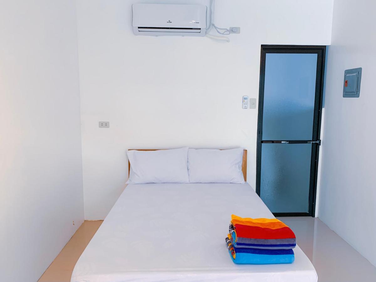 Alesseo Hostel Tiniguiban Buitenkant foto